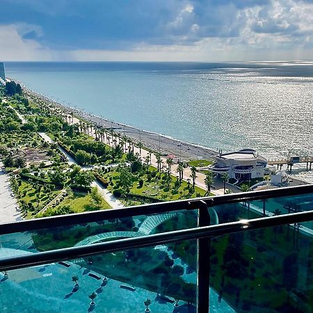 Sea View Apartments Orbi Beach Tower 巴统 外观 照片