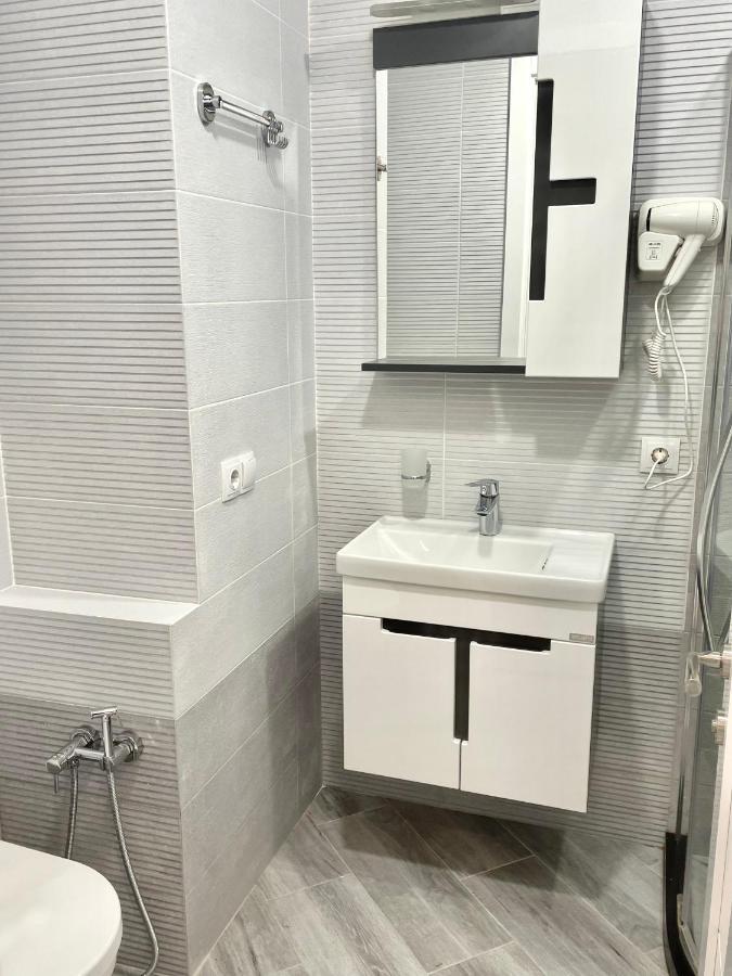 Sea View Apartments Orbi Beach Tower 巴统 外观 照片