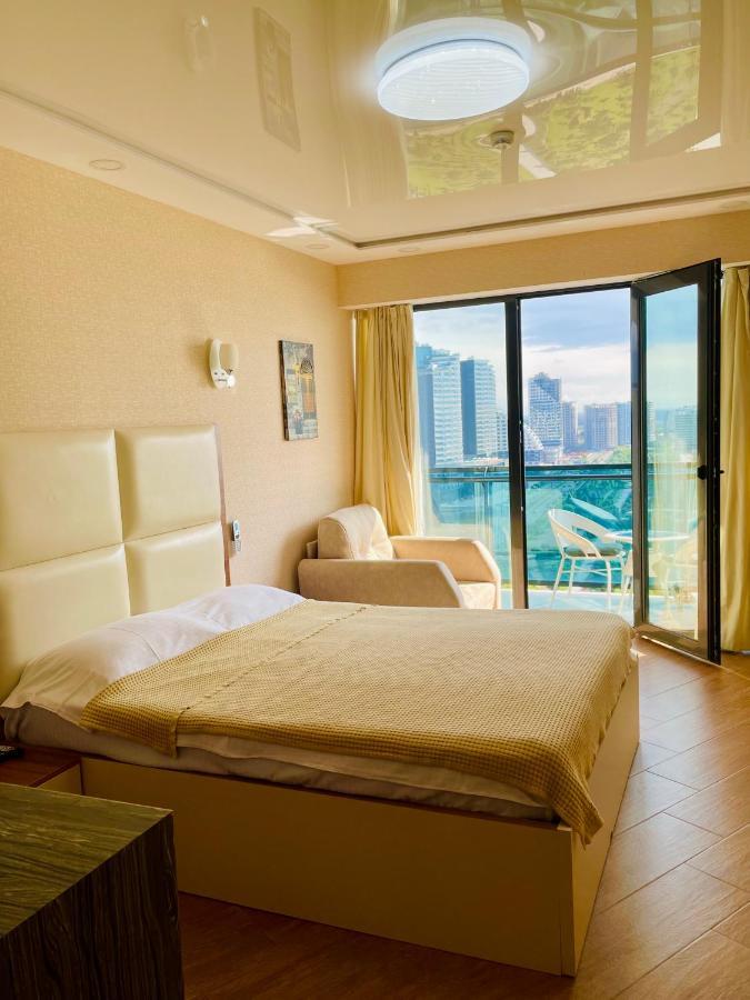 Sea View Apartments Orbi Beach Tower 巴统 外观 照片