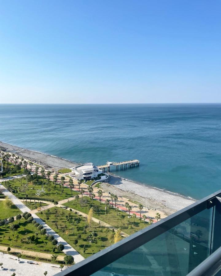 Sea View Apartments Orbi Beach Tower 巴统 外观 照片