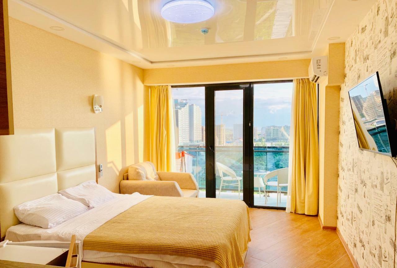 Sea View Apartments Orbi Beach Tower 巴统 外观 照片