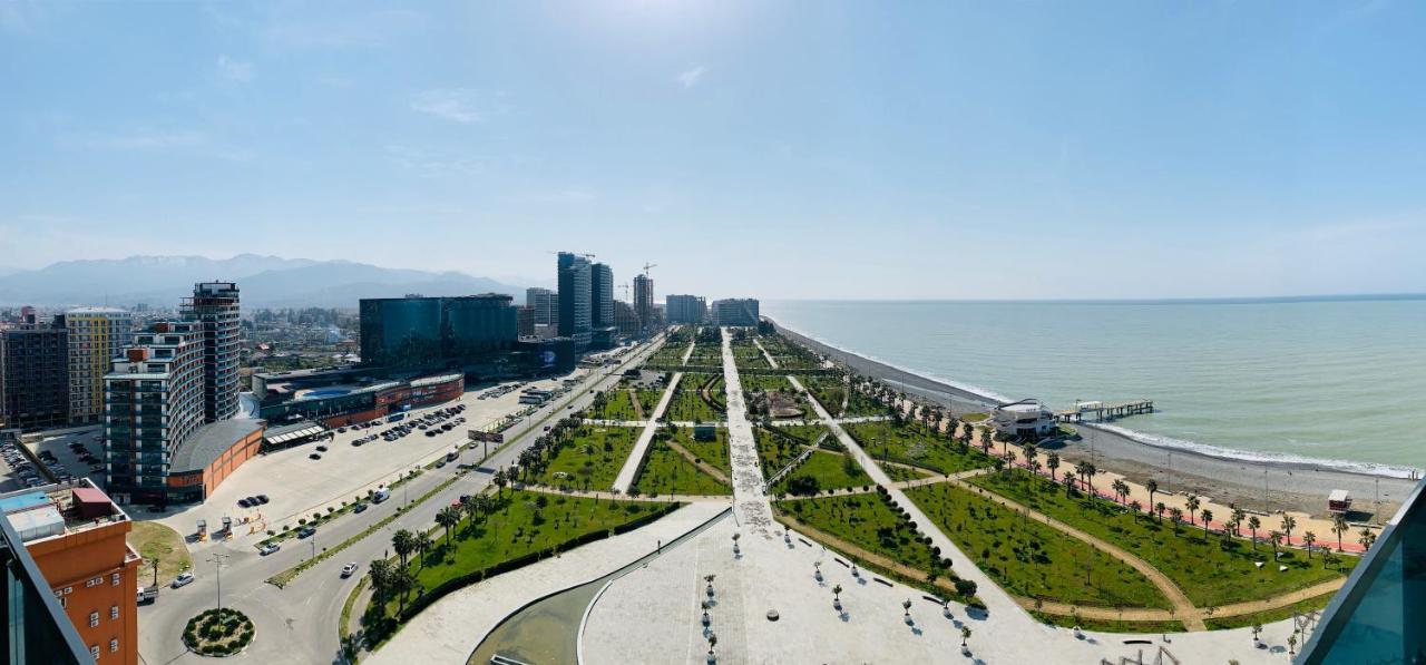 Sea View Apartments Orbi Beach Tower 巴统 外观 照片